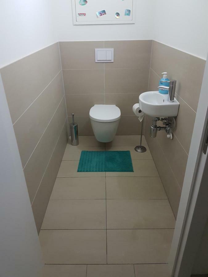 Central Family-Friendly Apt In เวียนนา ภายนอก รูปภาพ